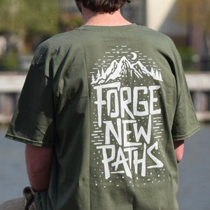 'Forge New Paths' Mens T-Shirt